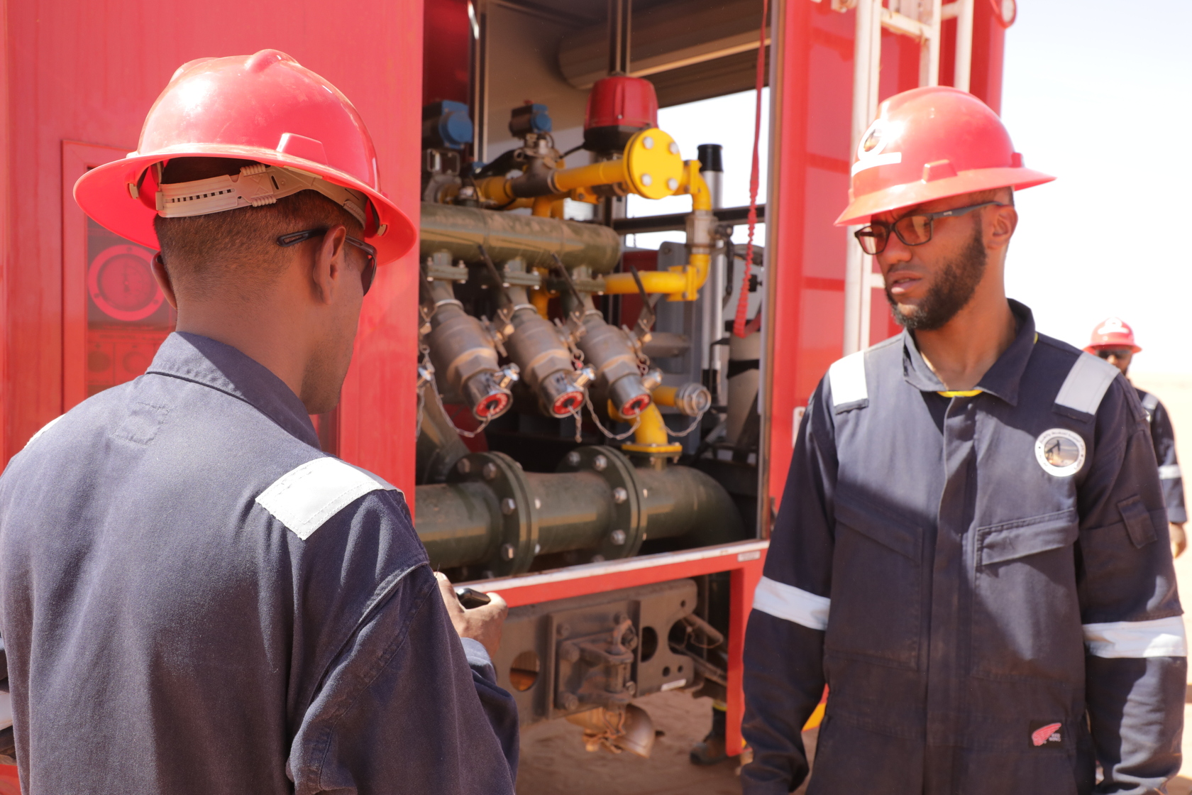 Firefighting team of the Awainat office successfully completed the ...